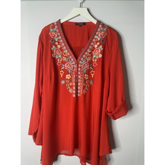 Andree by Unit Sz 1x V-Neck Top Roll Tab Red Embroidered Lace Boho Flowy - Picture 4 of 13